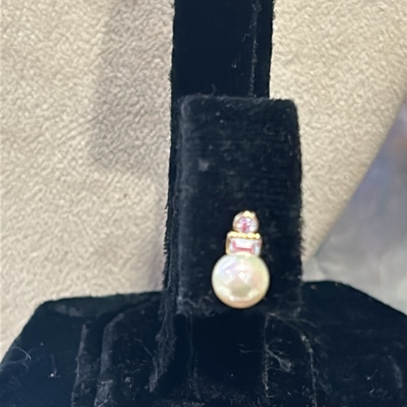 Stunning Pearl & Cubic Zirconia Dainty Earrings-Boutique - Picture 4 of 7